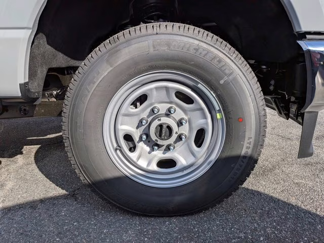 2026 Avalanche Ford Super Duty F-250 SRW XL 4X4 Truck