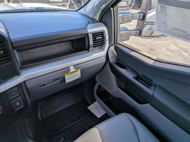 2026 Avalanche Ford Super Duty F-250 SRW XL 4X4 Truck