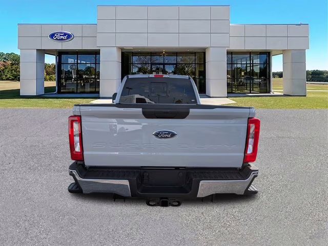 2026 Avalanche Ford Super Duty F-250 SRW XL 4X4 Truck