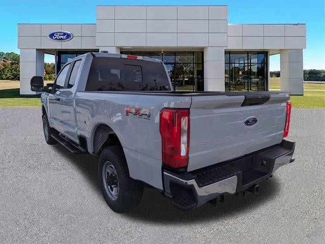 2026 Avalanche Ford Super Duty F-250 SRW XL 4X4 Truck