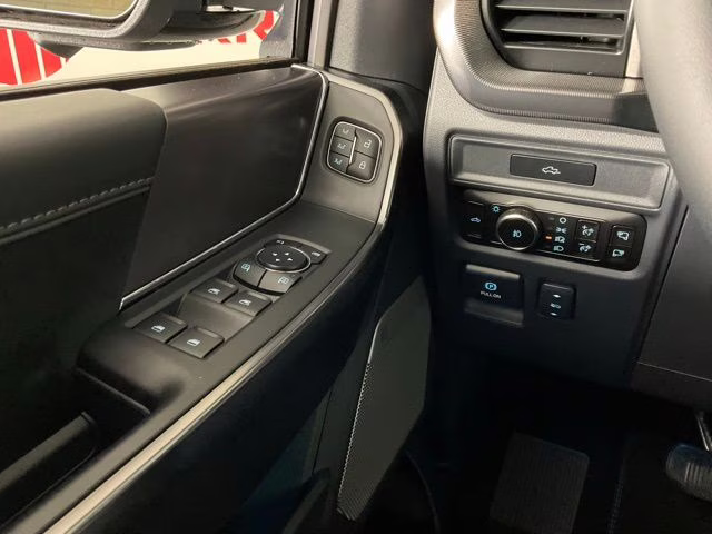 2026 Black Metallic Ford F-150 Platinum 4X4 Truck