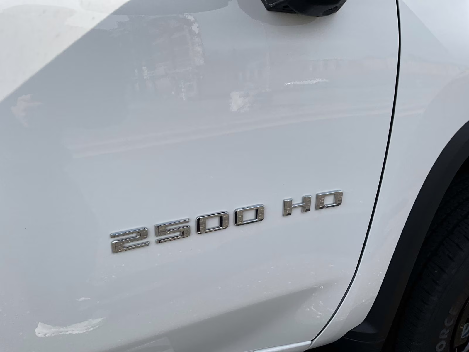 2025 Summit White Chevrolet Silverado 2500HD LT 4X4 Truck