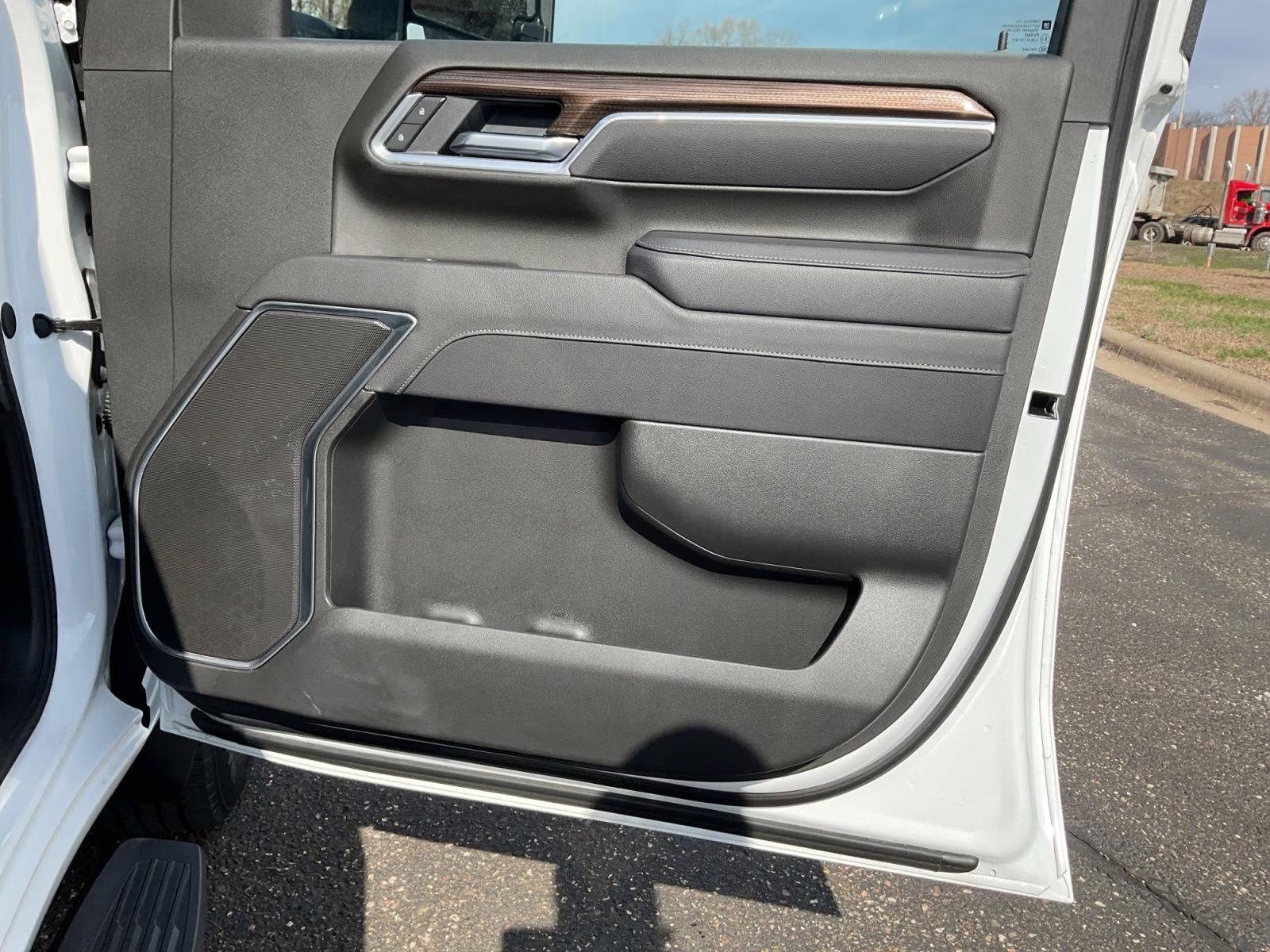 2025 Summit White Chevrolet Silverado 2500HD LT 4X4 Truck