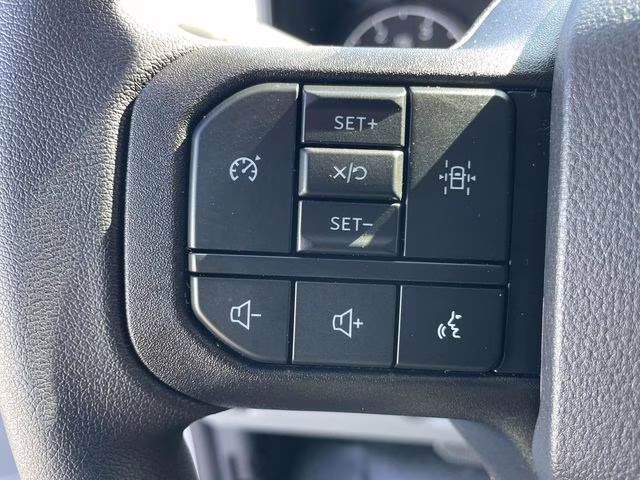 2026 Oxford White Ford Super Duty F-450 DRW XL 4X4 Chassis