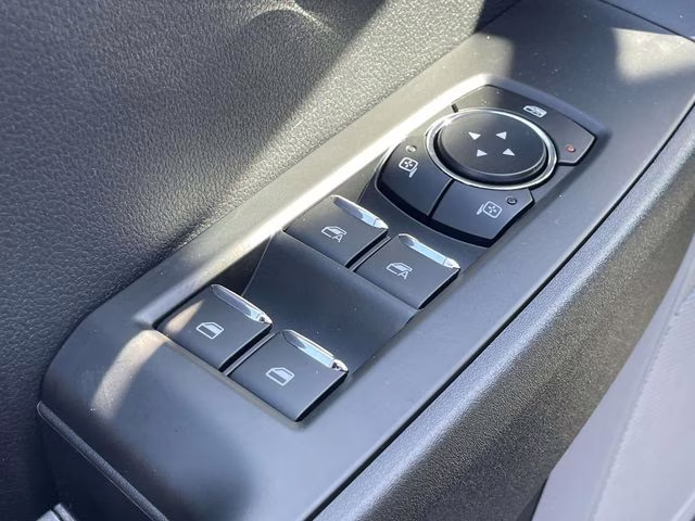 2026 Oxford White Ford Super Duty F-250 SRW XL 4X4 Truck