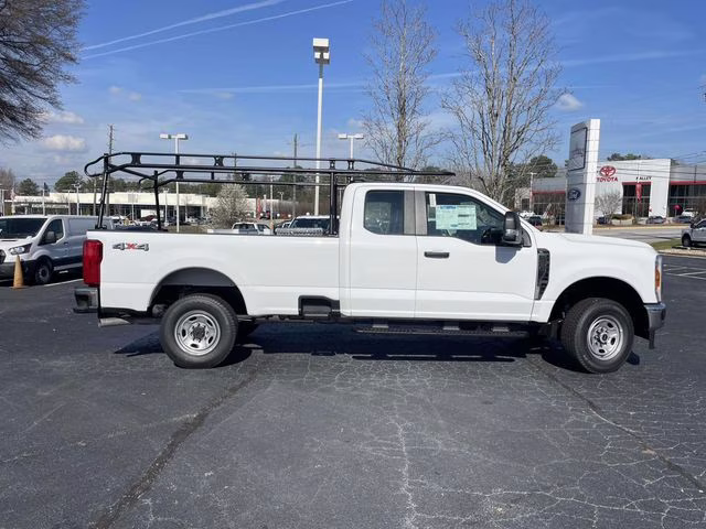 2026 Oxford White Ford Super Duty F-250 SRW XL 4X4 Truck