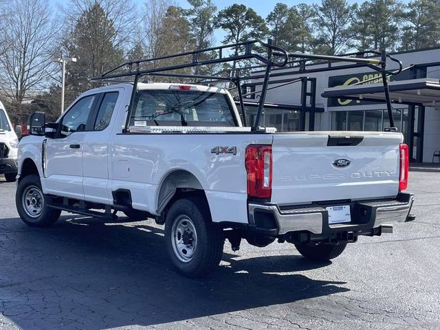 2026 Oxford White Ford Super Duty F-250 SRW XL 4X4 Truck