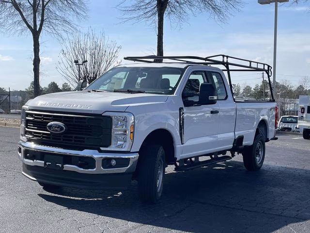 2026 Oxford White Ford Super Duty F-250 SRW XL 4X4 Truck