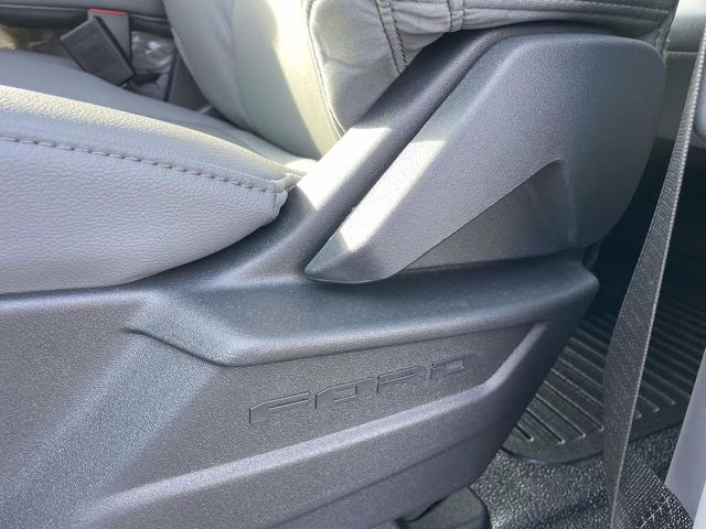 2026 Oxford White Ford Super Duty F-350 SRW XL RWD Truck