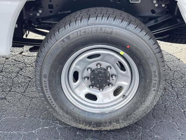 2026 Oxford White Ford Super Duty F-350 SRW XL RWD Truck