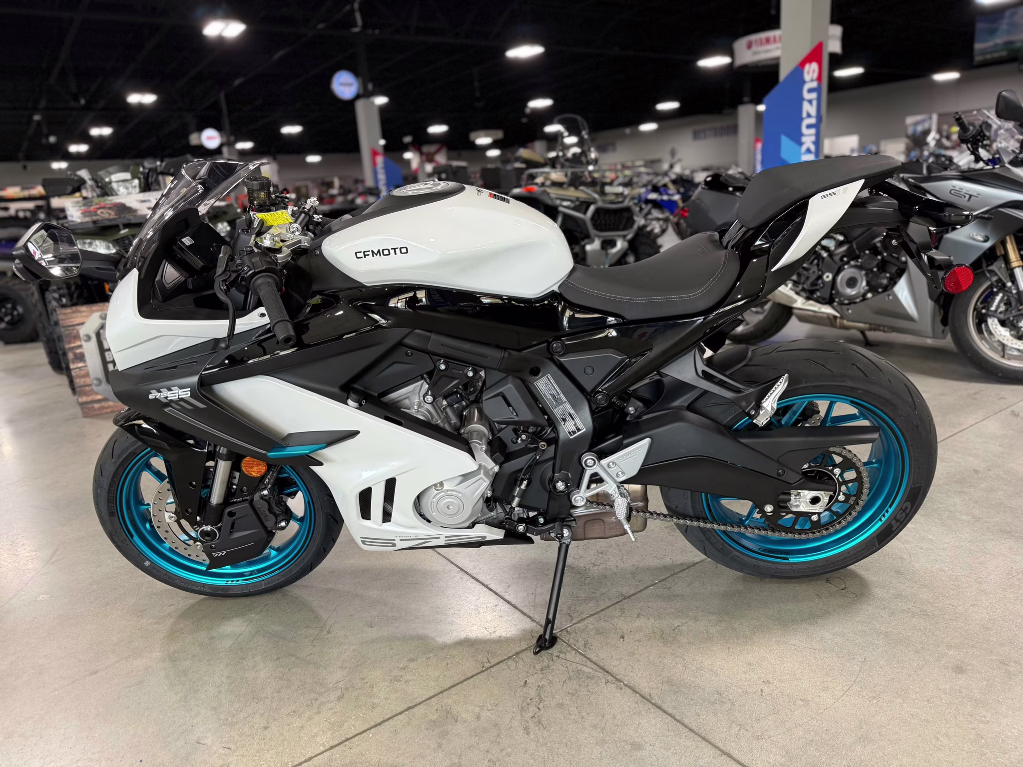 2026 WHI CFMOTO 675SS Motorcycle