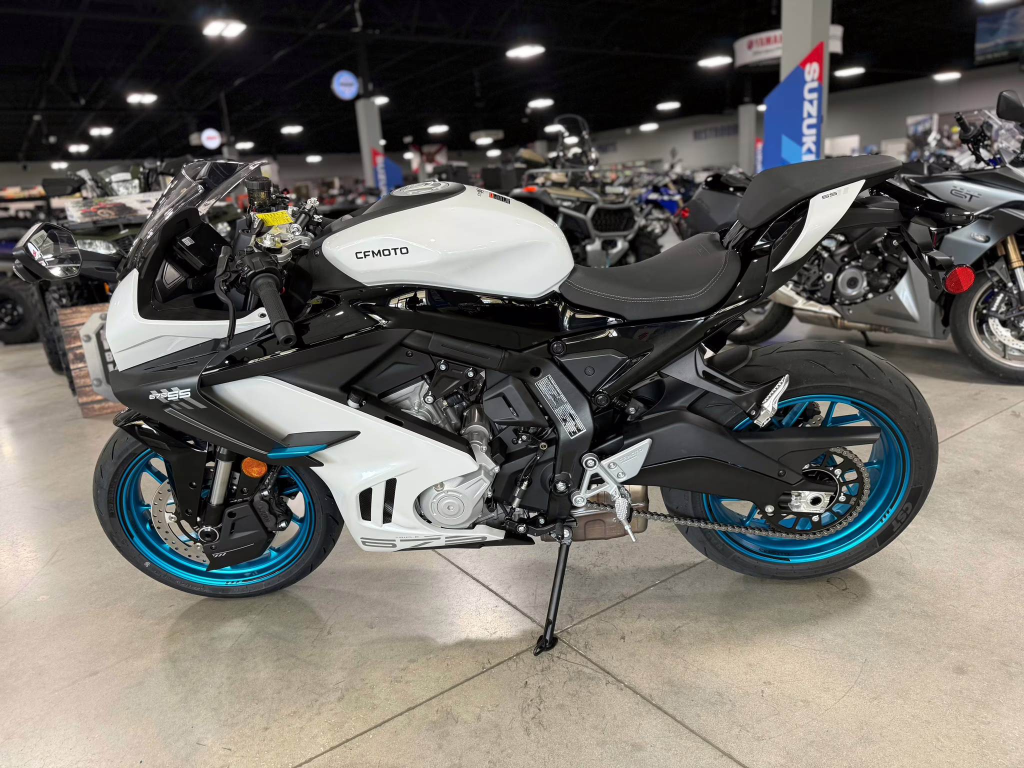 2026 WHI CFMOTO 675SS Motorcycle