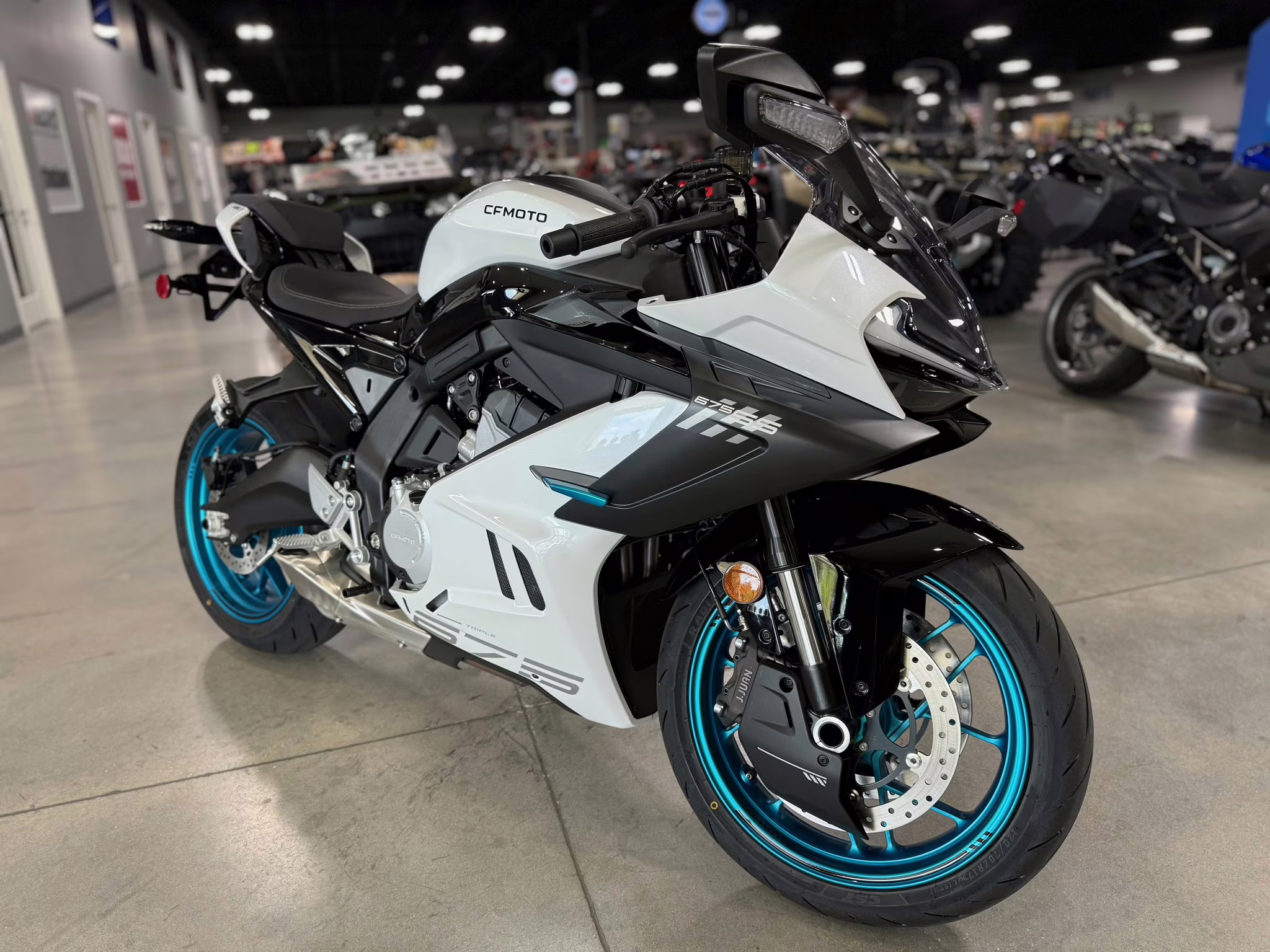 2026 WHI CFMOTO 675SS Motorcycle