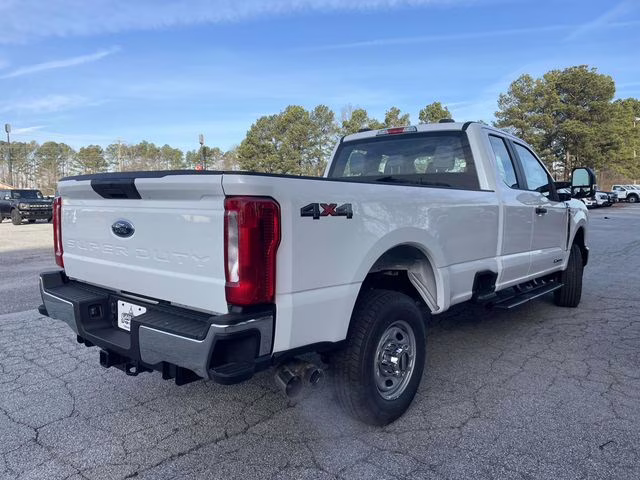 2026 Oxford White Ford Super Duty F-350 SRW XL 4X4 Truck