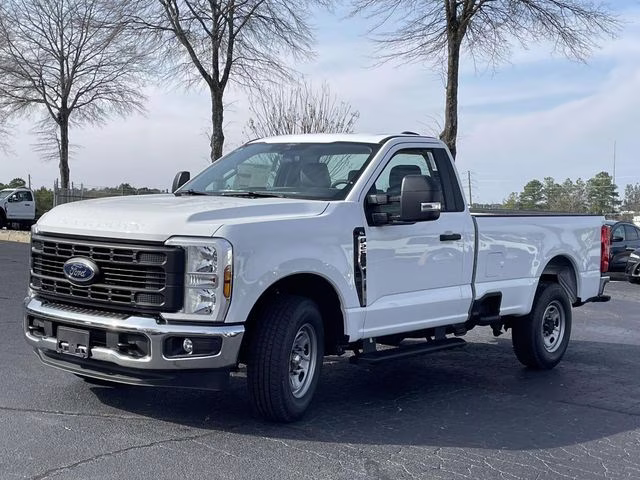 2026 Oxford White Ford Super Duty F-250 SRW XL RWD Truck