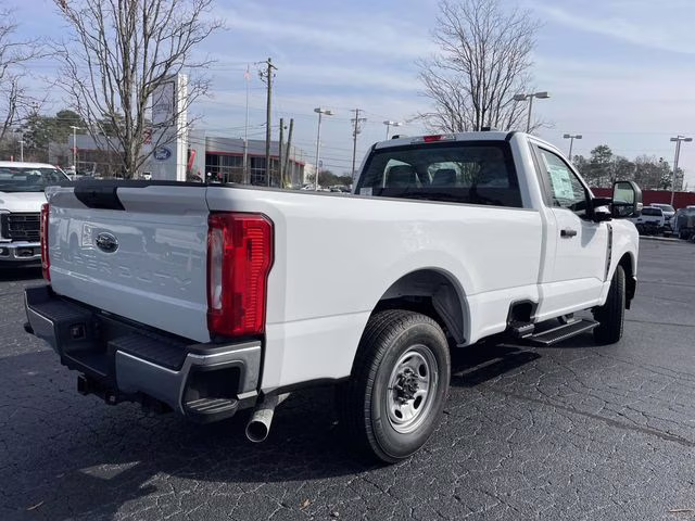 2026 Oxford White Ford Super Duty F-250 SRW XL RWD Truck