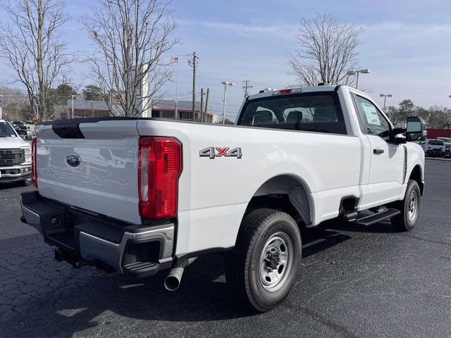 2026 Oxford White Ford Super Duty F-250 SRW XL 4X4 Truck
