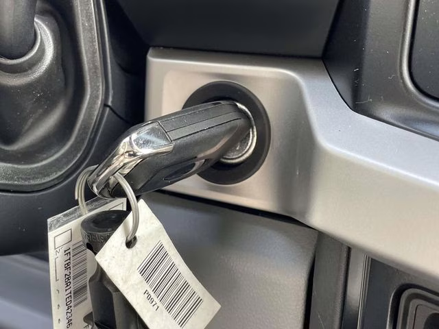 2026 Oxford White Ford Super Duty F-250 SRW XL 4X4 Truck