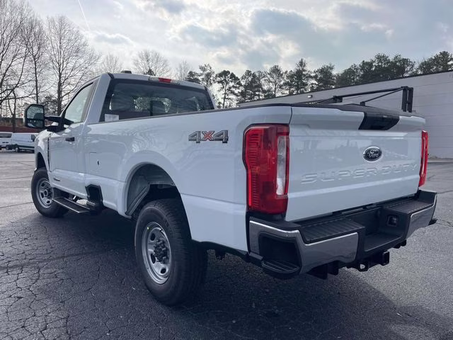 2026 Oxford White Ford Super Duty F-250 SRW XL 4X4 Truck