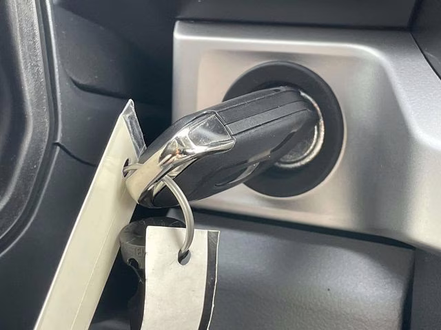 2026 Oxford White Ford Super Duty F-250 SRW XL 4X4 Truck