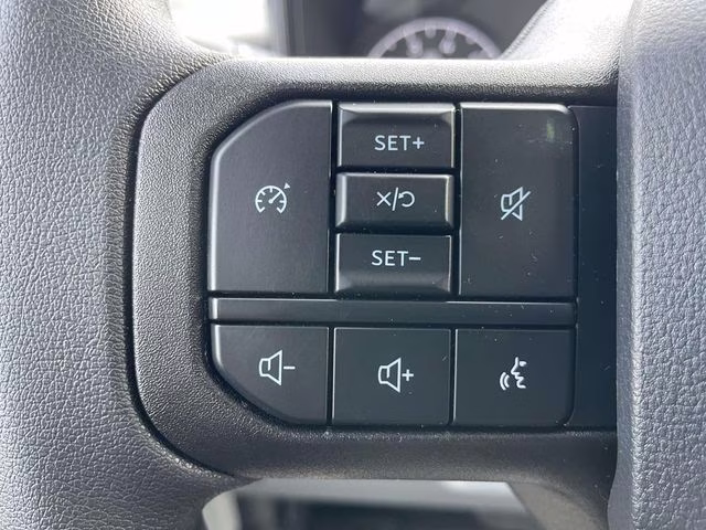 2026 Oxford White Ford Super Duty F-350 SRW XL RWD Truck