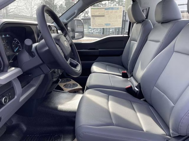 2026 Oxford White Ford Super Duty F-350 SRW XL RWD Truck