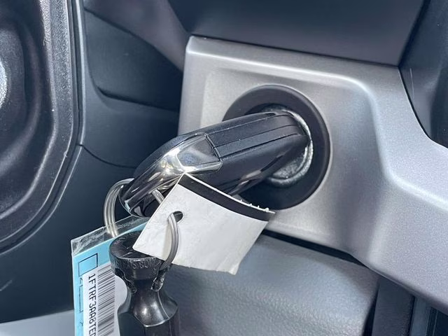 2026 Oxford White Ford Super Duty F-350 SRW XL RWD Truck