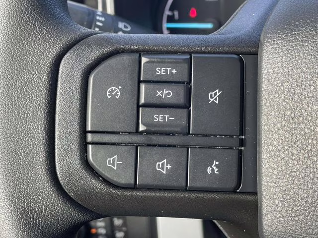 2026 Oxford White Ford Super Duty F-350 SRW XL RWD Truck