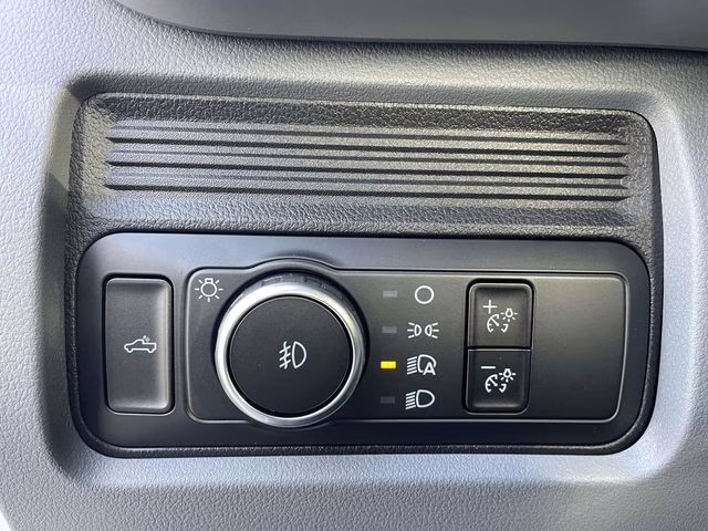 2026 Oxford White Ford Super Duty F-350 SRW XL RWD Truck