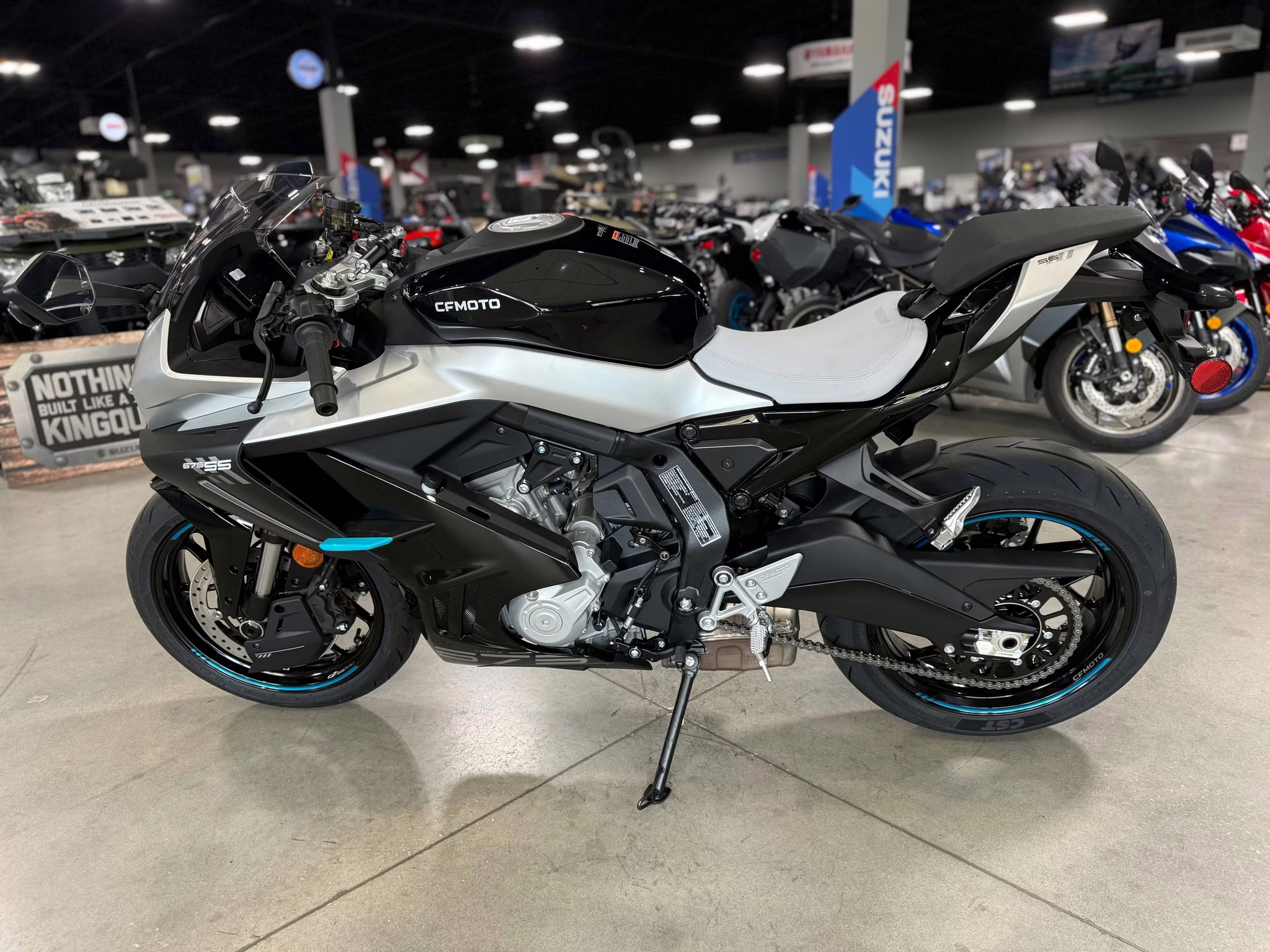 2026 BLK CFMOTO 675SS Motorcycle
