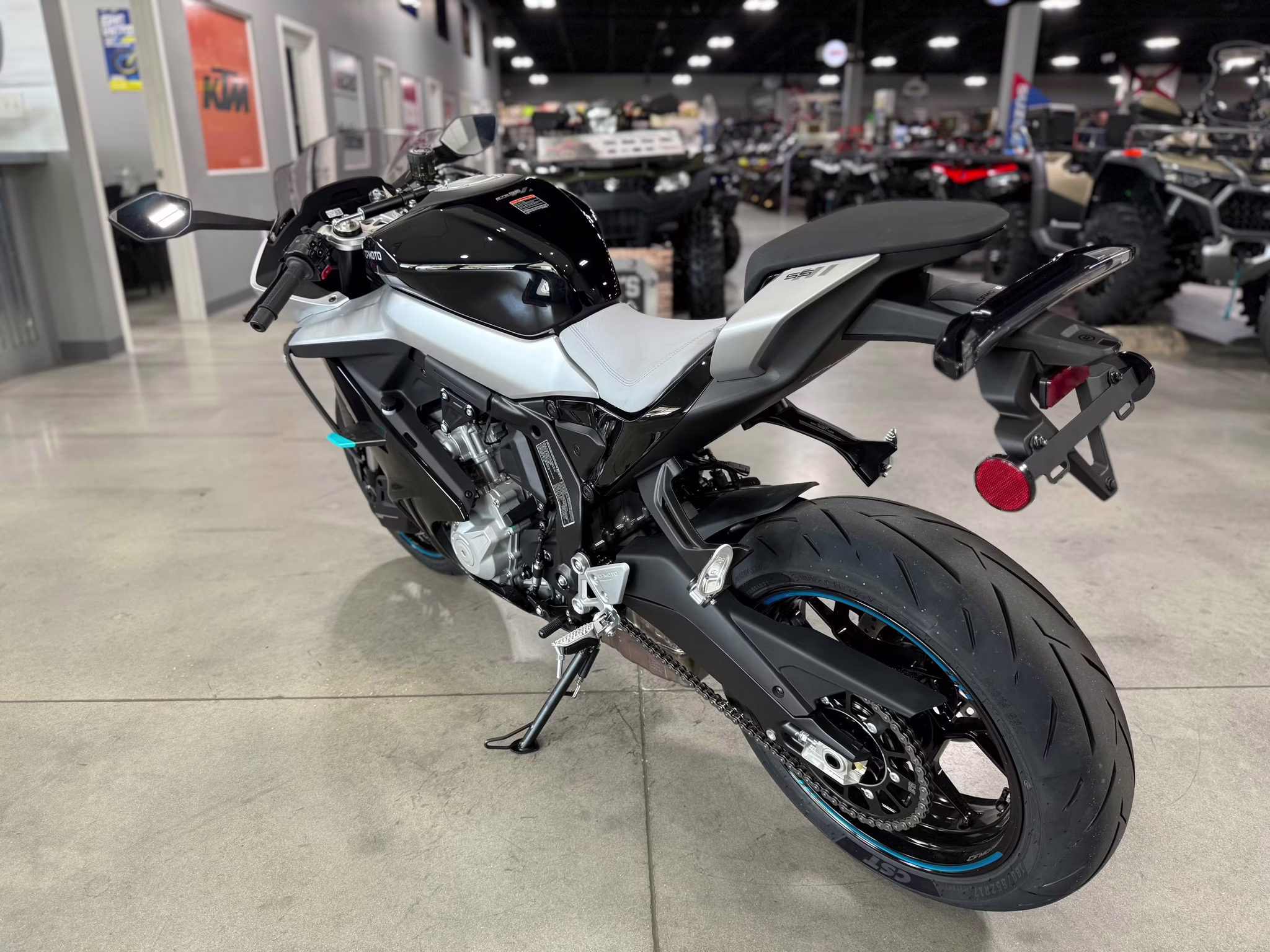 2026 BLK CFMOTO 675SS Motorcycle