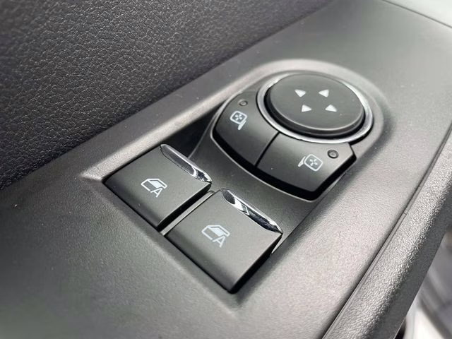 2026 Oxford White Ford Super Duty F-350 SRW XL 4X4 Truck