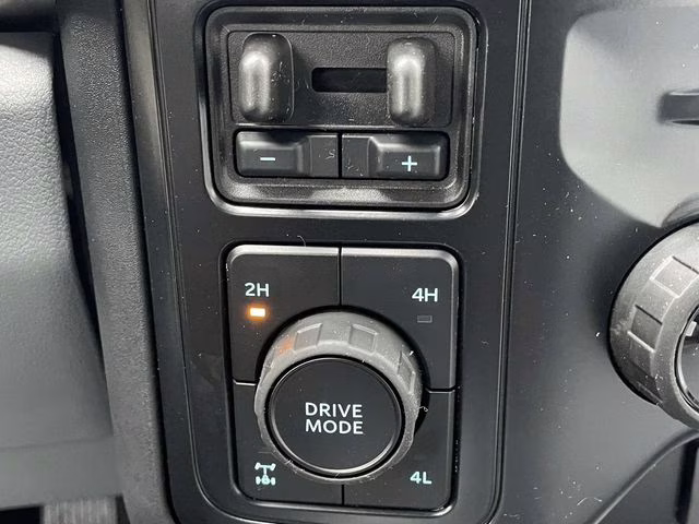 2026 Oxford White Ford Super Duty F-350 SRW XL 4X4 Truck