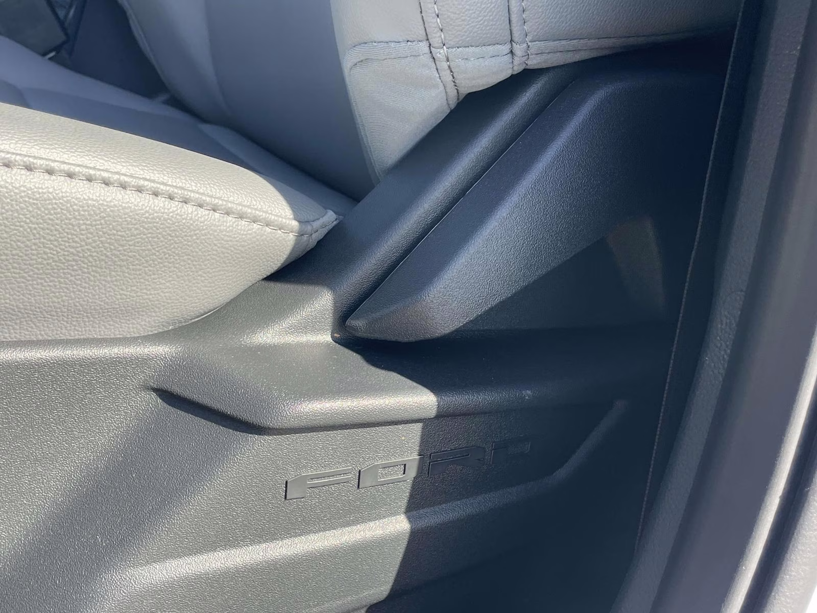 2026 Oxford White Ford Super Duty F-550 DRW XL 4X4 Chassis