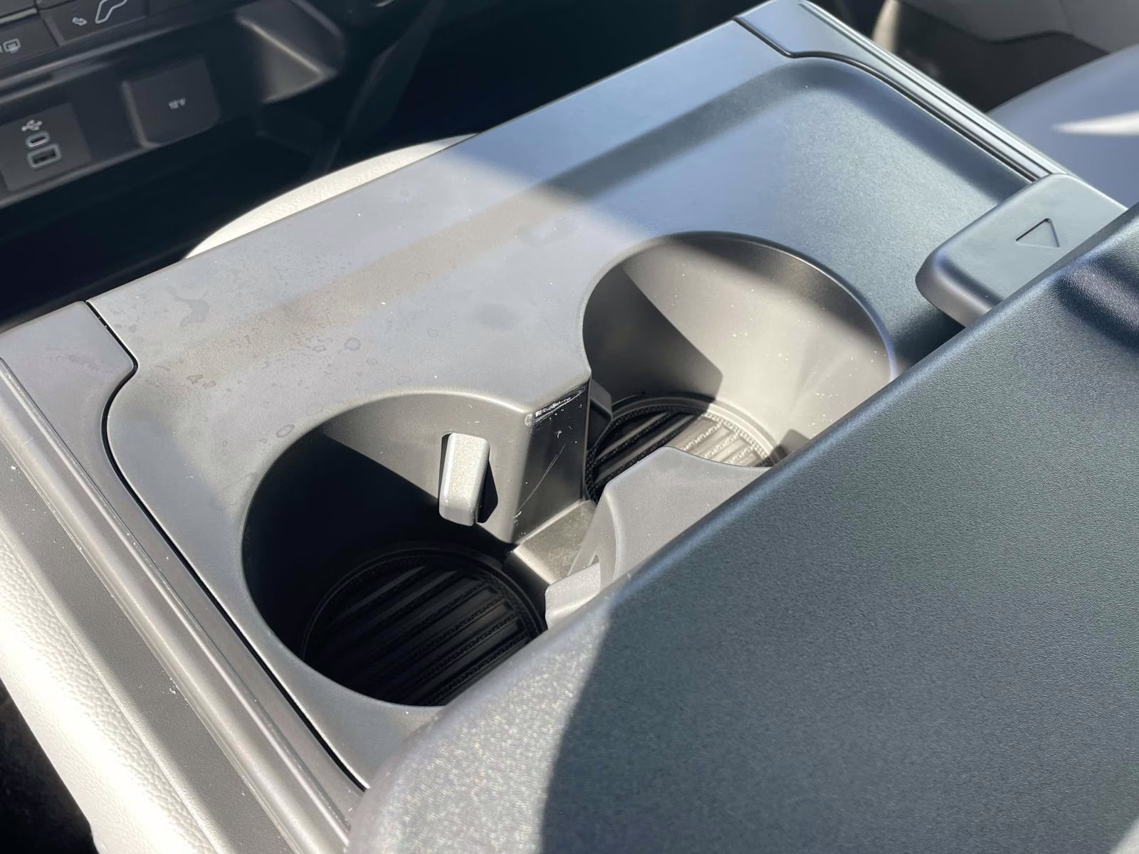 2026 Oxford White Ford Super Duty F-550 DRW XL 4X4 Chassis