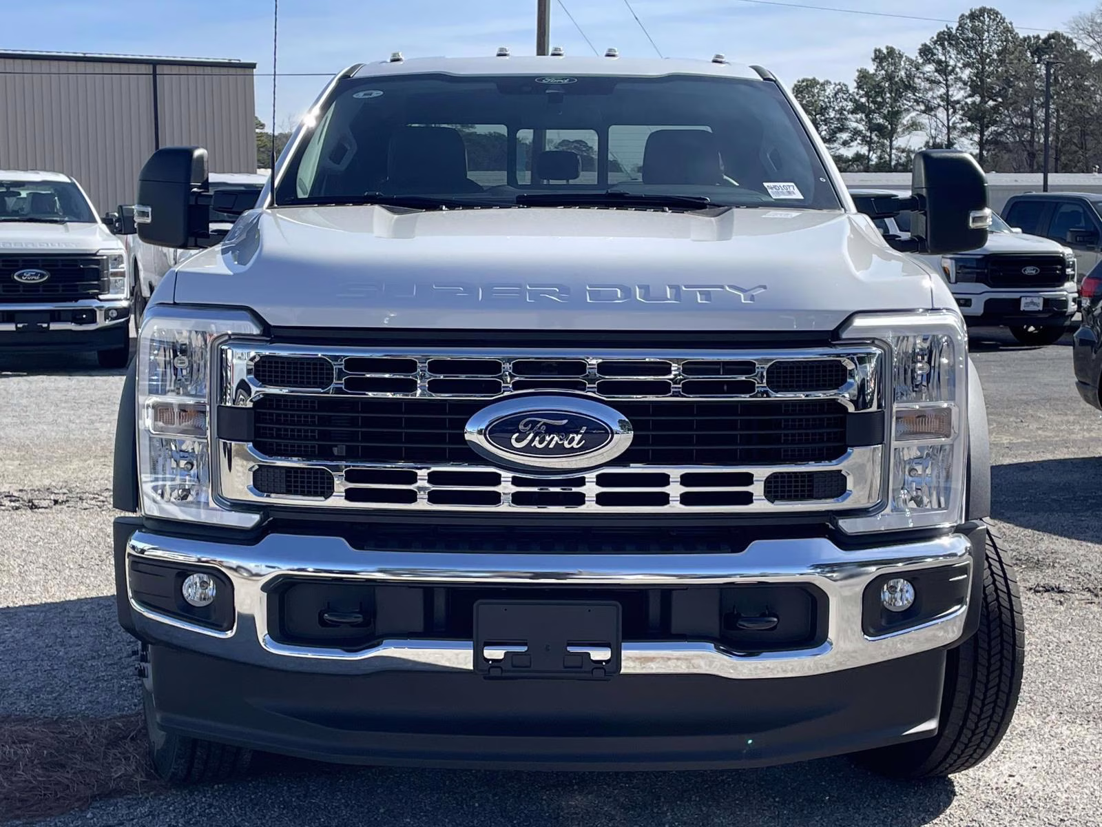 2026 Oxford White Ford Super Duty F-550 DRW XL 4X4 Chassis