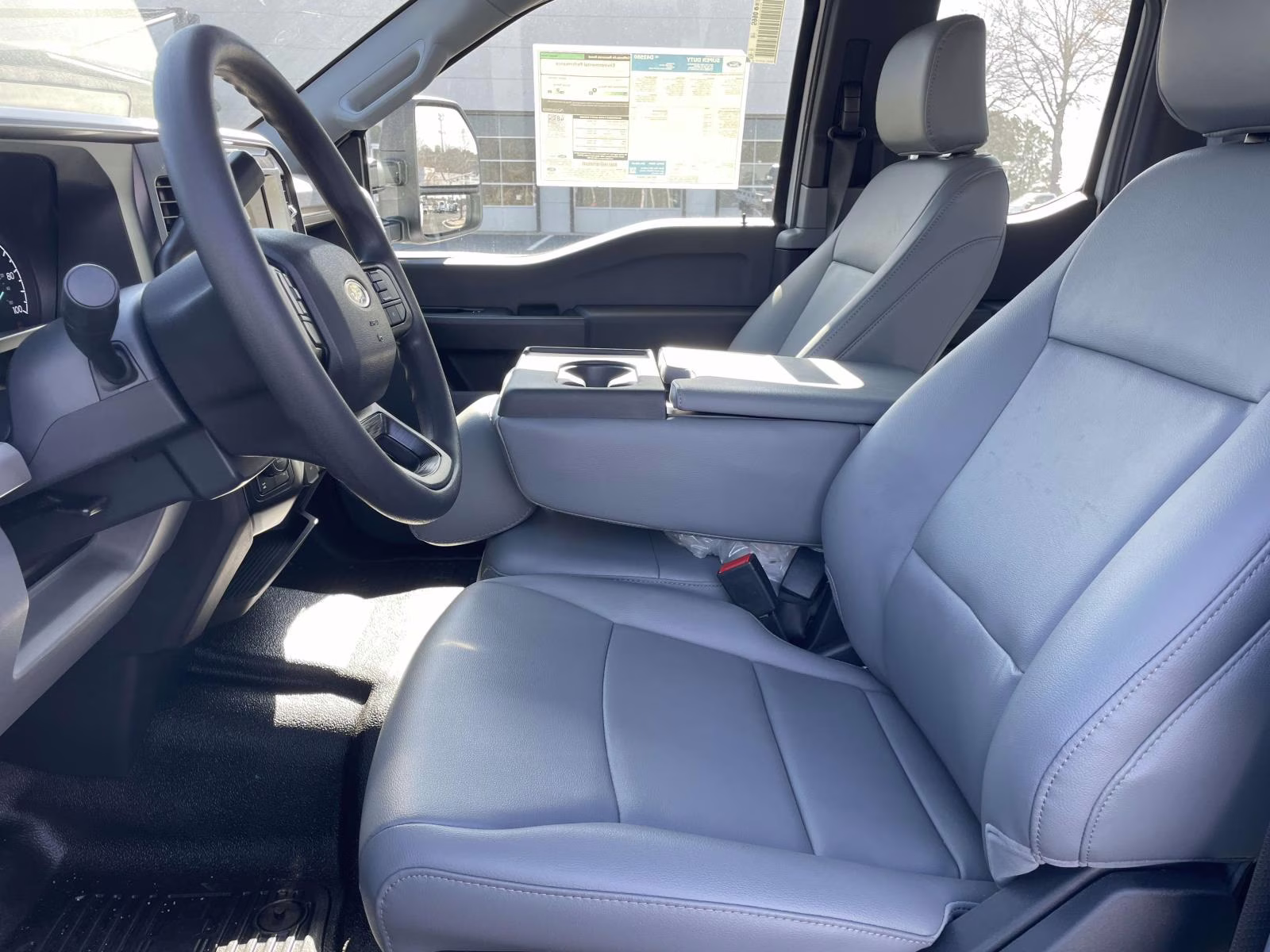 2026 Oxford White Ford Super Duty F-250 SRW XL 4X4 Truck