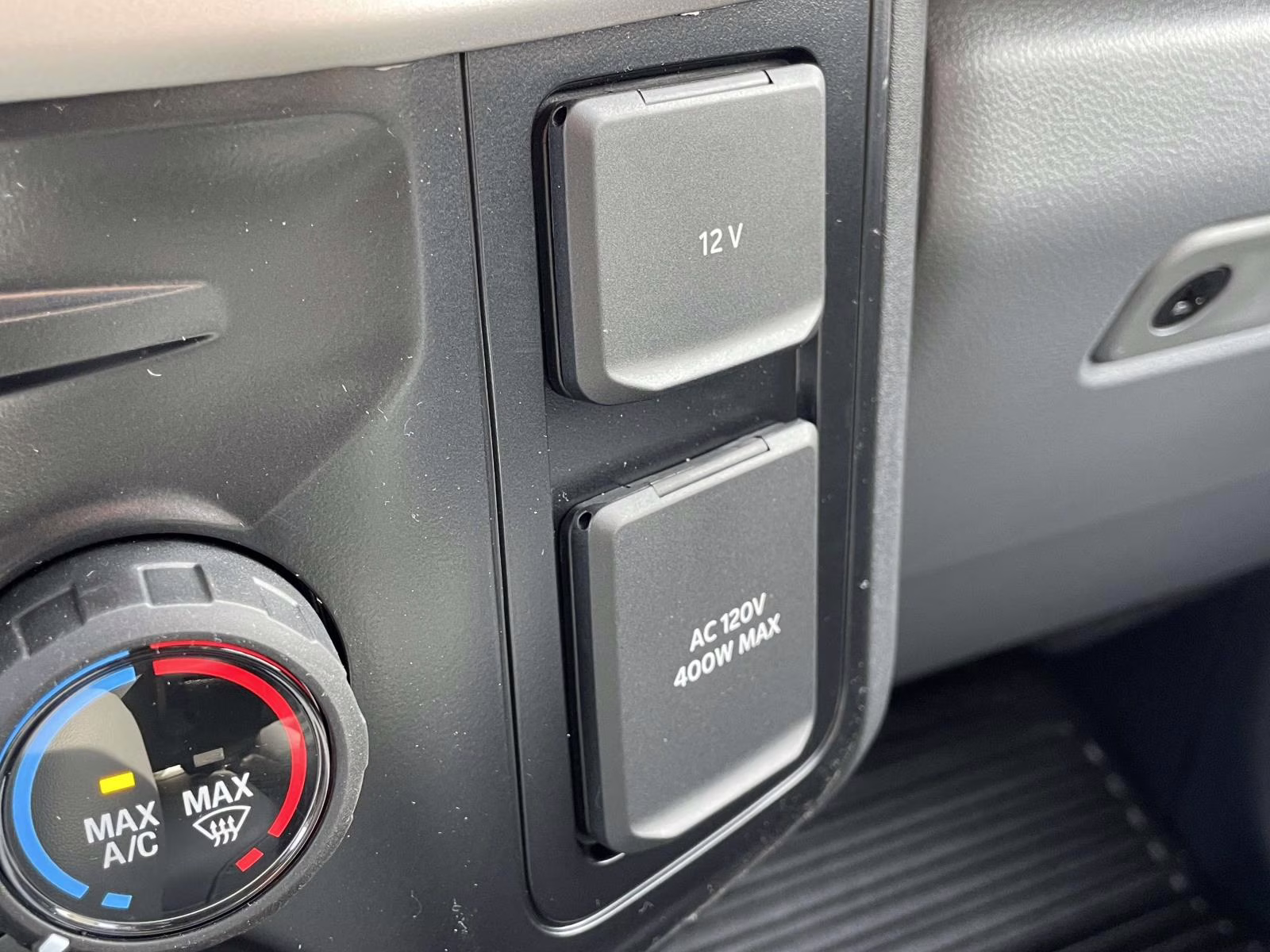 2026 Oxford White Ford Super Duty F-350 SRW XL RWD Truck