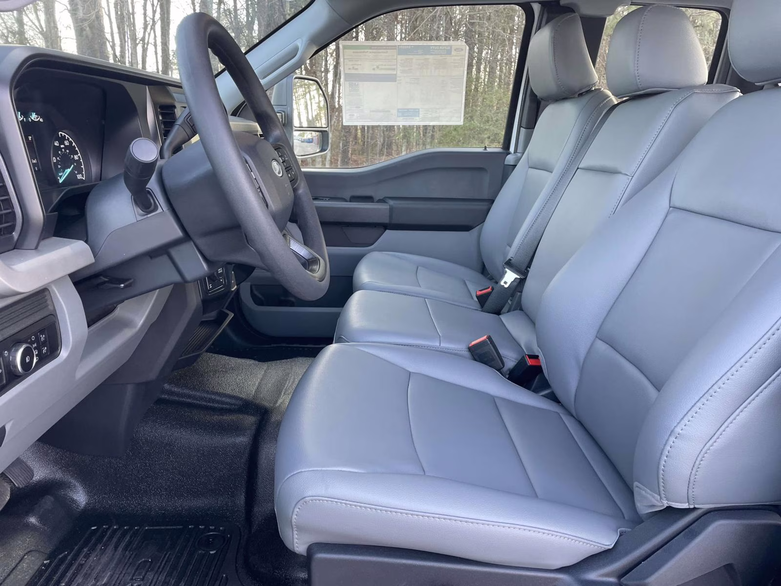 2026 Oxford White Ford Super Duty F-350 SRW XL 4X4 Truck