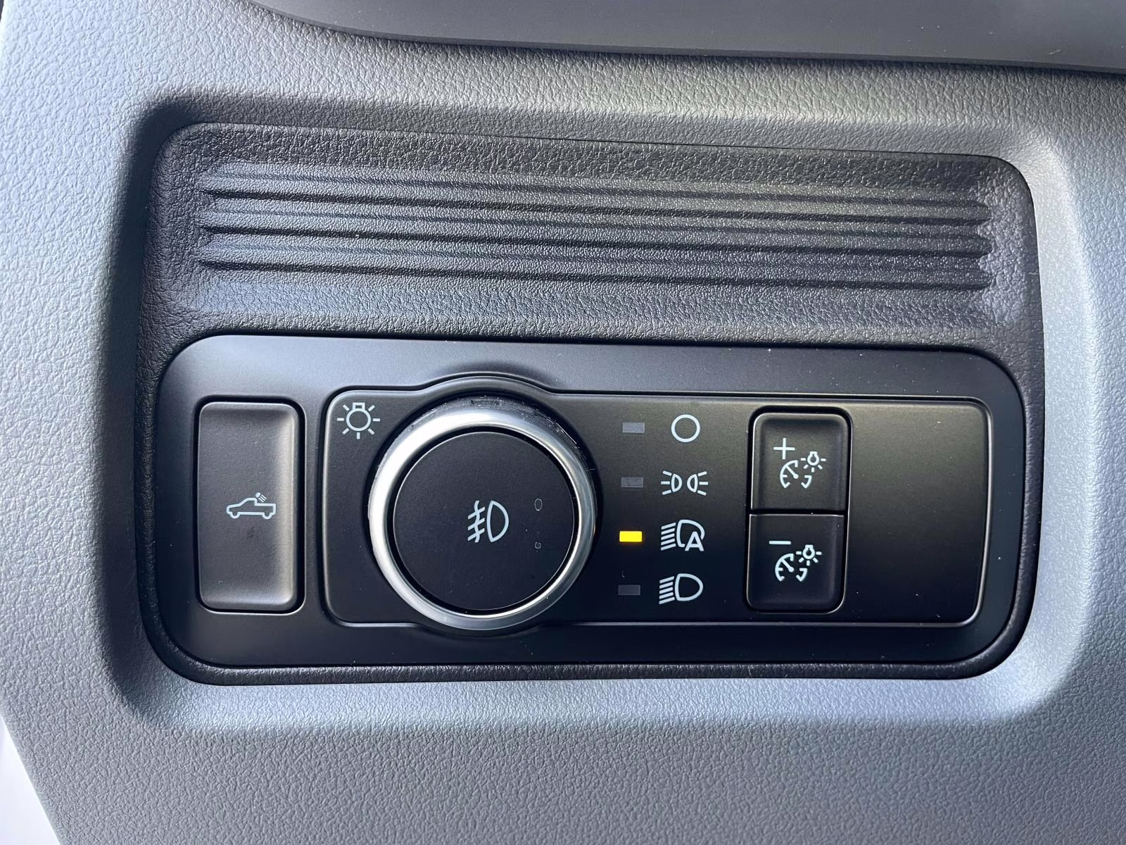 2026 Oxford White Ford Super Duty F-350 SRW XL 4X4 Truck