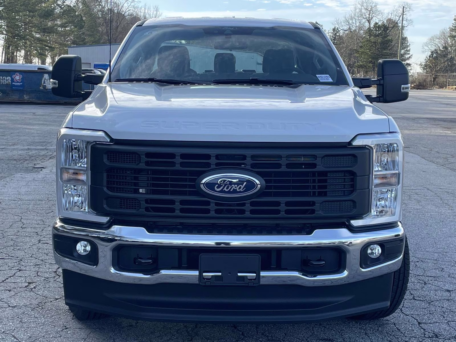 2026 Oxford White Ford Super Duty F-350 SRW XL 4X4 Truck