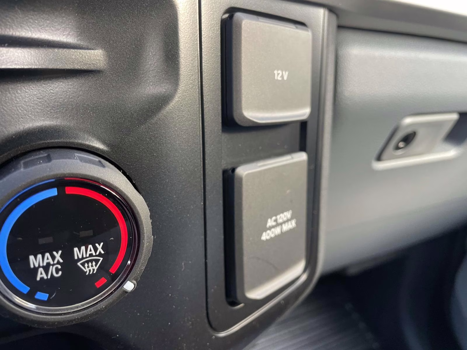 2026 Oxford White Ford Super Duty F-350 SRW XL 4X4 Truck