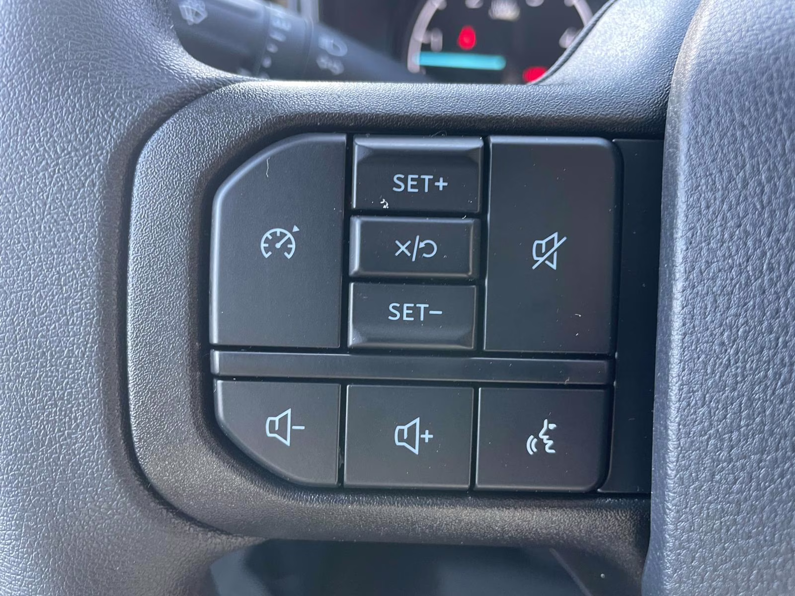 2026 Oxford White Ford Super Duty F-250 SRW XL 4X4 Truck