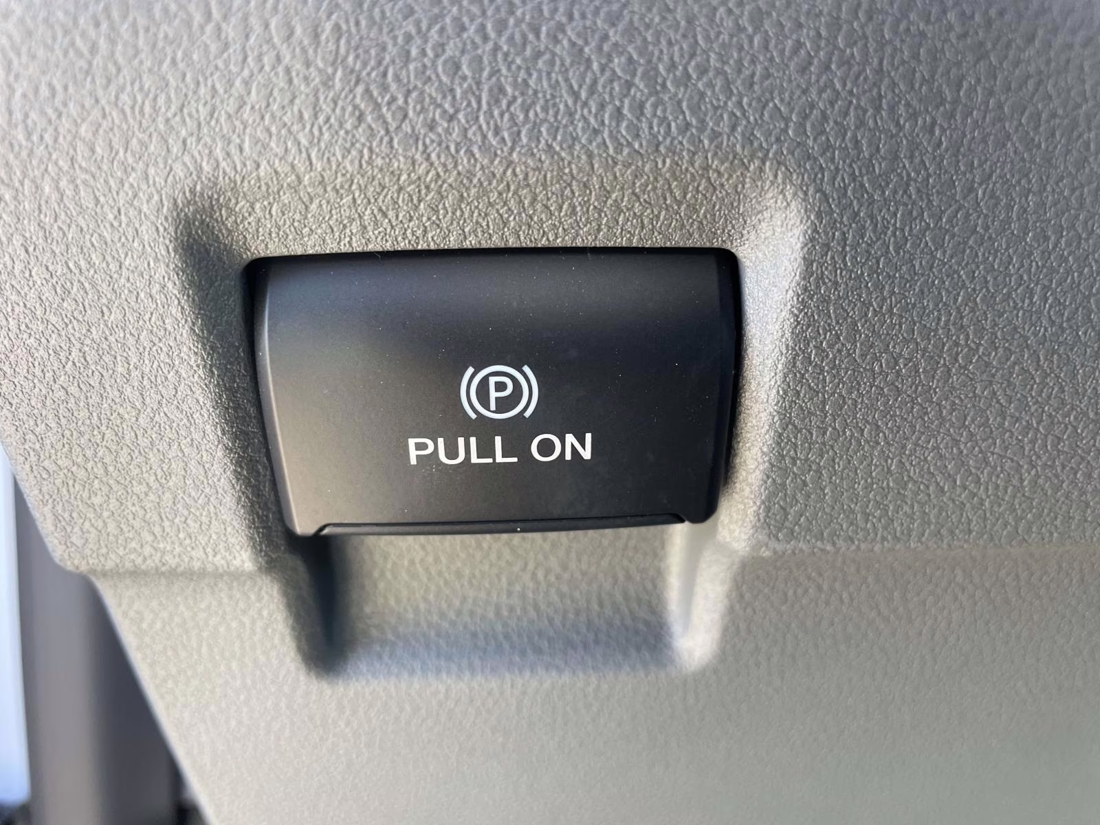 2026 Oxford White Ford Super Duty F-250 SRW XL 4X4 Truck