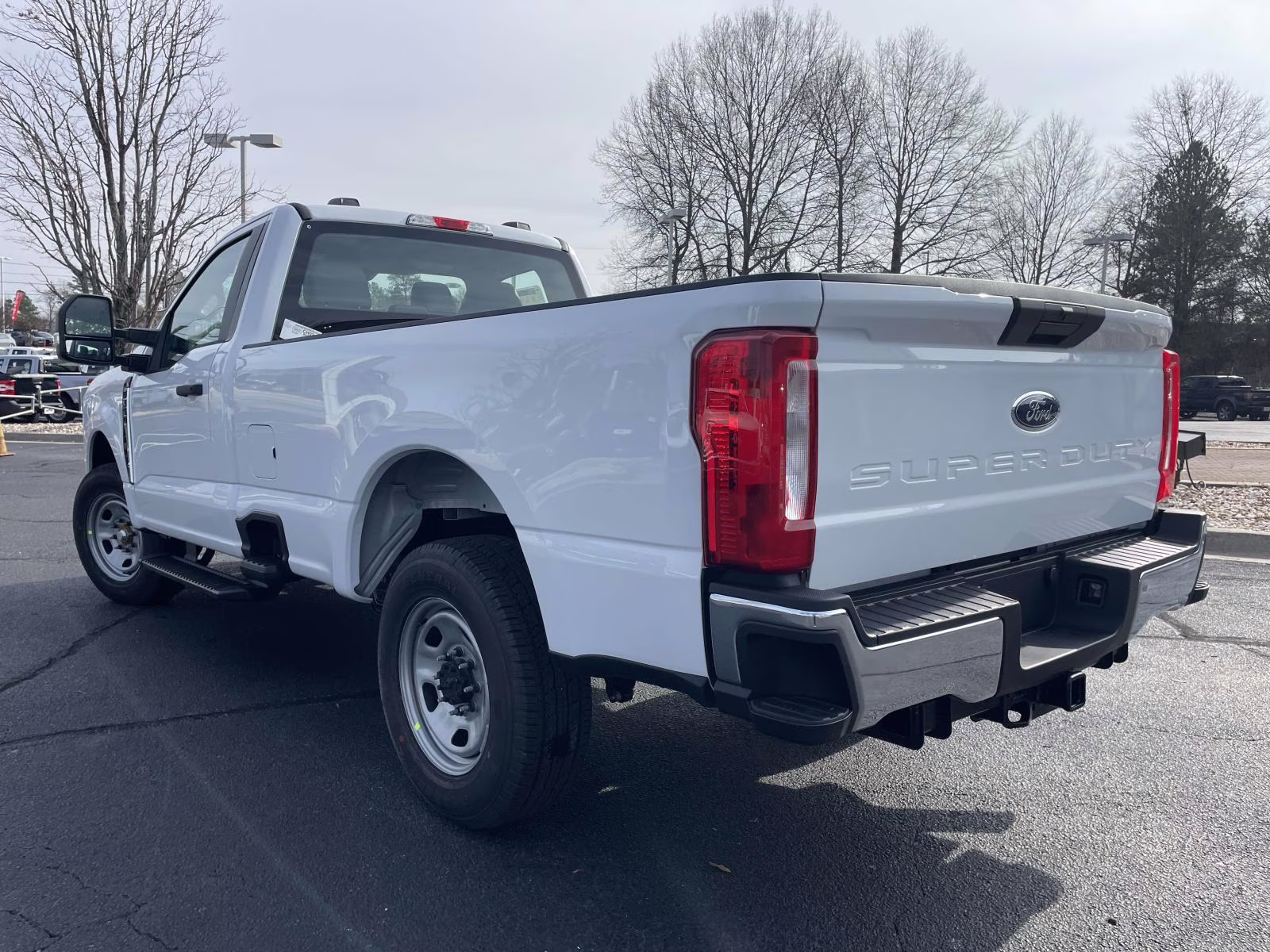 2026 Oxford White Ford Super Duty F-350 SRW XL RWD Truck