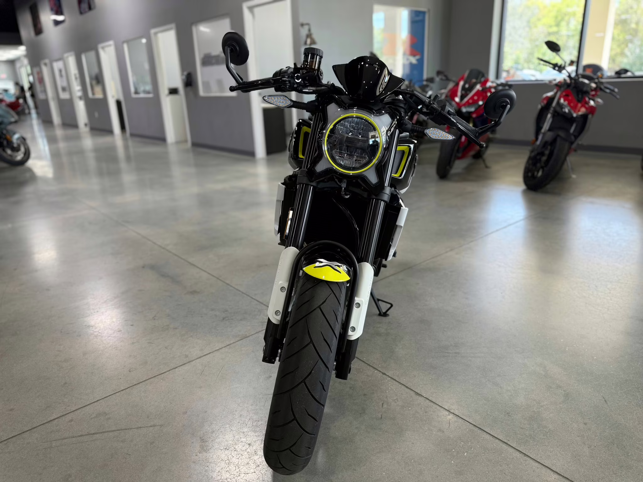 2024 - CFMOTO 700 CL-X SPORT Motorcycle