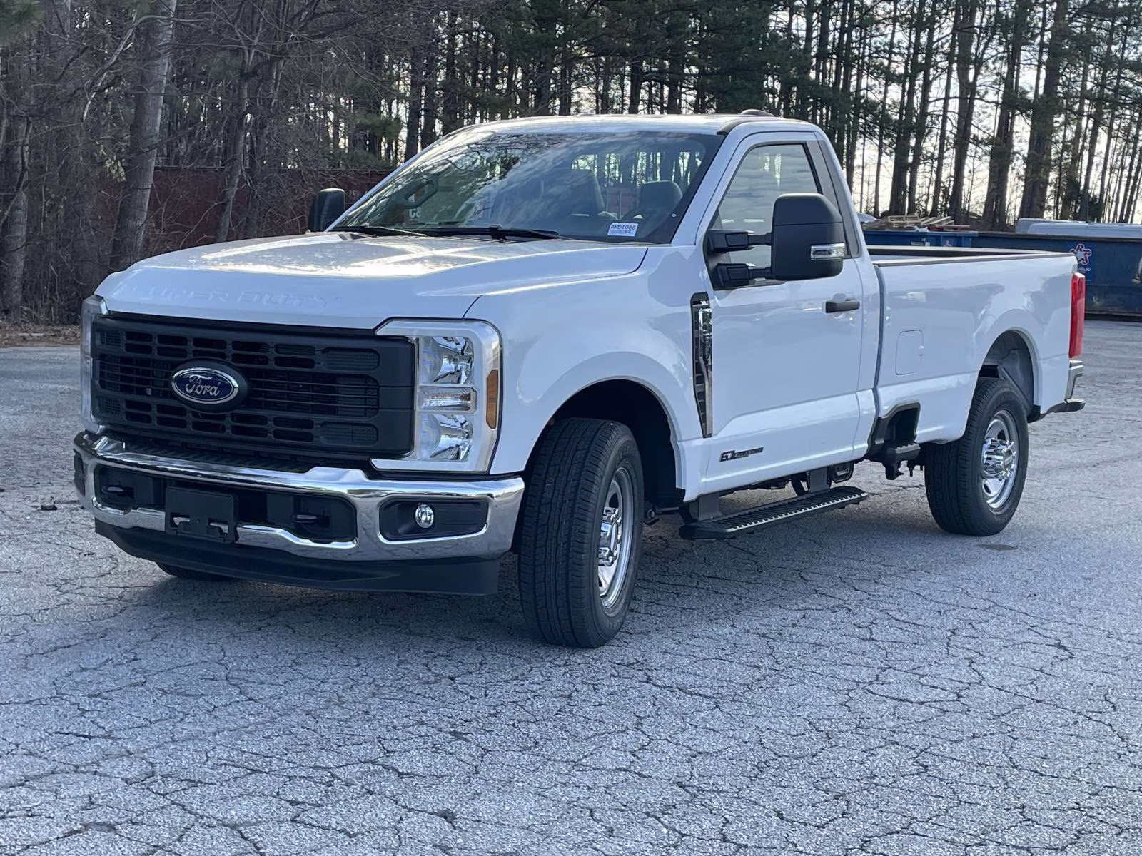 2026 Oxford White Ford Super Duty F-350 SRW XL RWD Truck