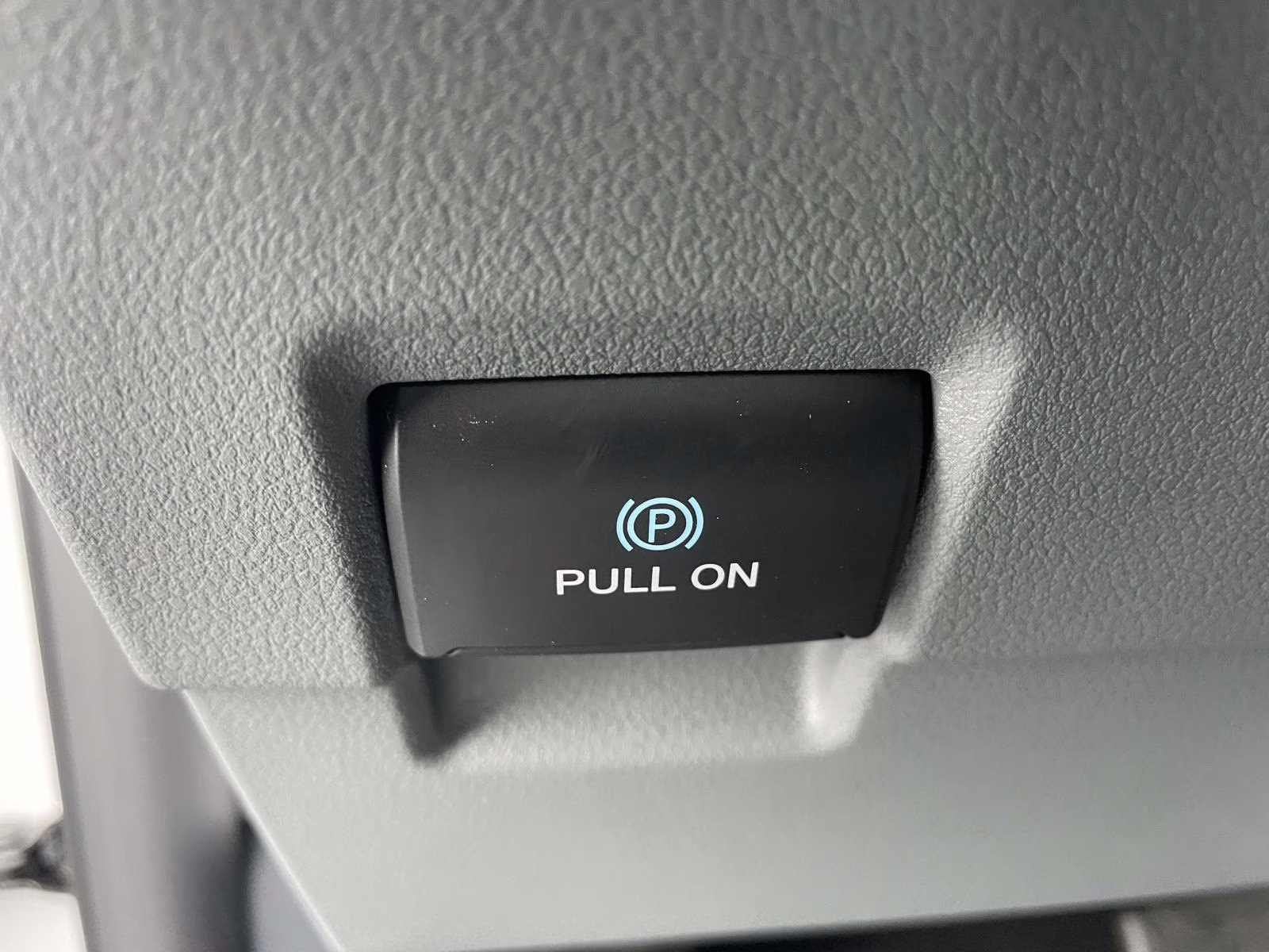 2026 Oxford White Ford Super Duty F-350 SRW XL 4X4 Truck