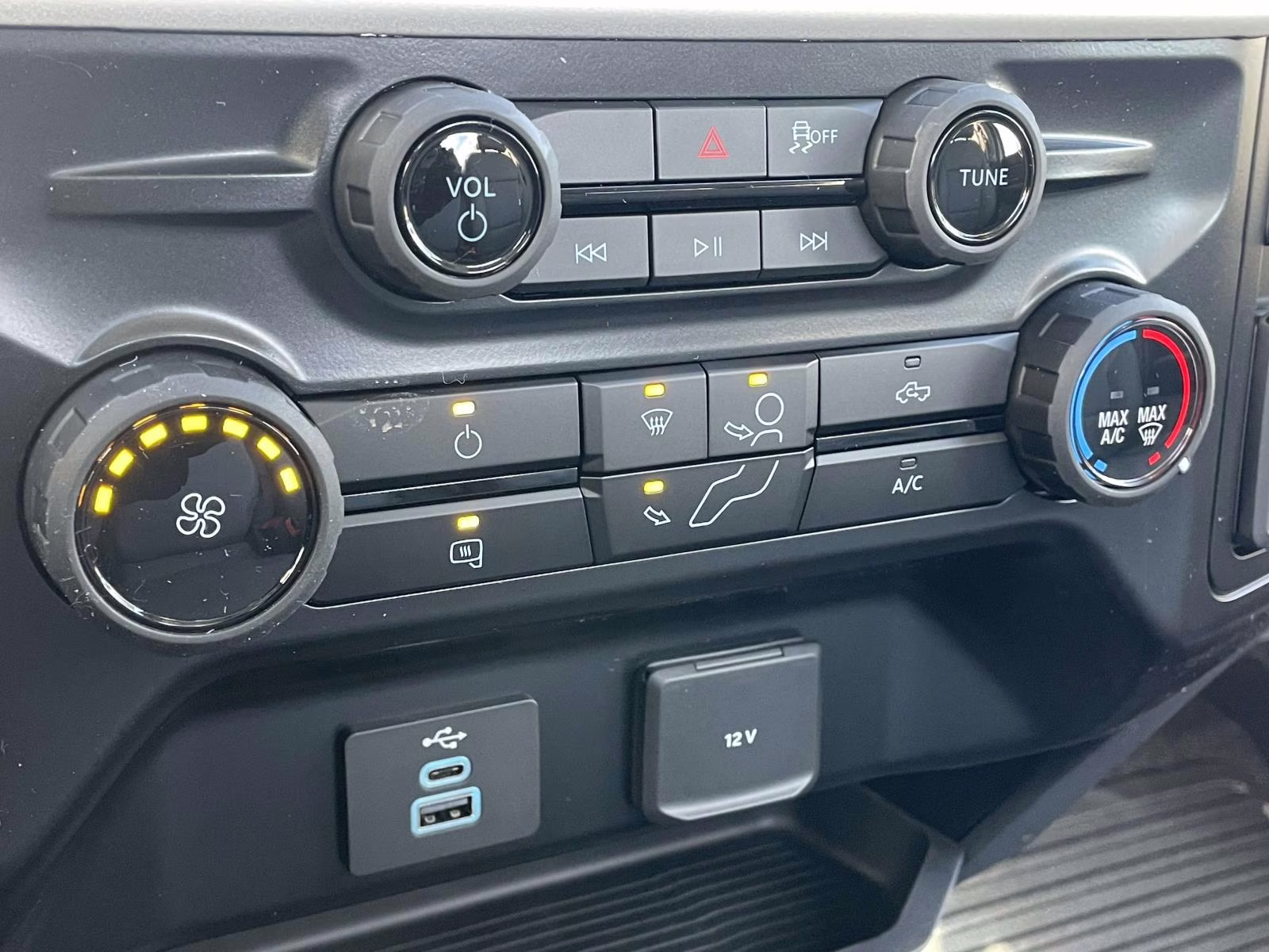 2026 Oxford White Ford Super Duty F-350 SRW XL 4X4 Truck