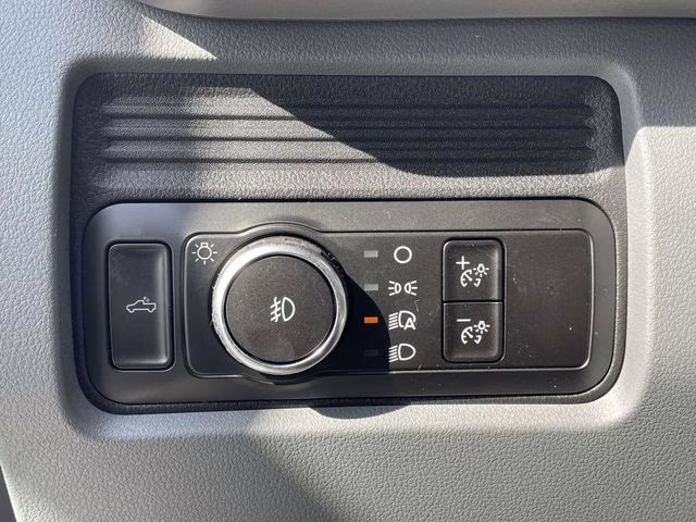 2026 Oxford White Ford Super Duty F-550 DRW XL 4X4 Chassis